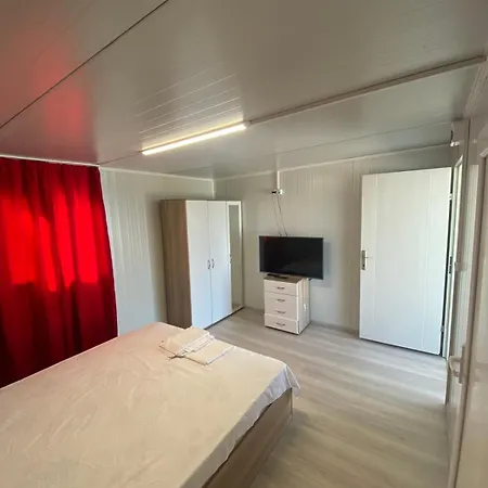 Campsite Бунгало На Метри От Морето